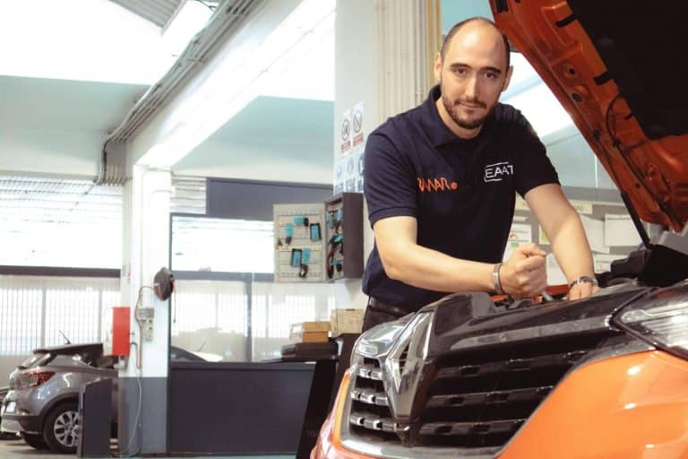 Ramar FP y EAATA se unen para abrir un nuevo grado medio de electromecánica en Sabadell