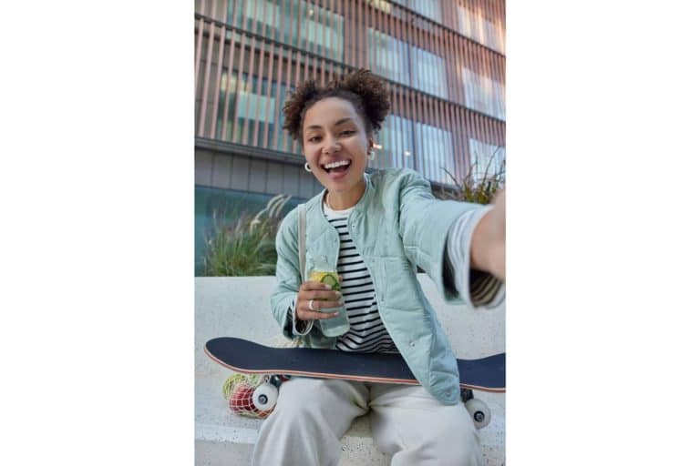 La tecnología conecta negocios con influencers, el caso de FuelYourBrands