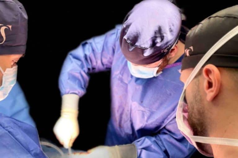 Nuevos retos para el Doctor Soler. Casos complejos de recambios de prótesis de cadera, con el Doctor Soler