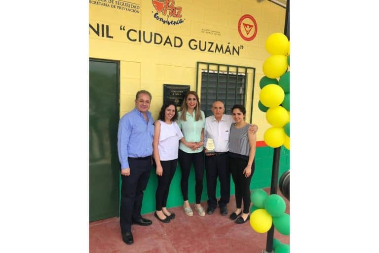 El doctor Elías Asfura explica por qué es importante la educación para el desarrollo de Centroamérica