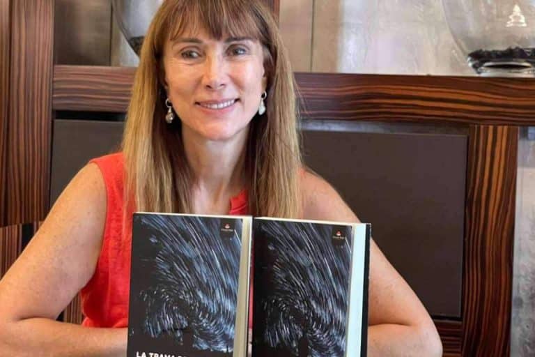 Alicia Basos lleva a sus lectores al amor y la búsqueda del sentido vital a través de su libro ‘La trama de hebras infinitas’