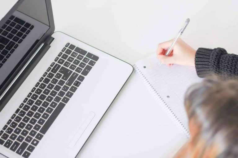 La experta en copywriting, Esther Pina, ayuda a las empresas a mejorar su relación con los clientes