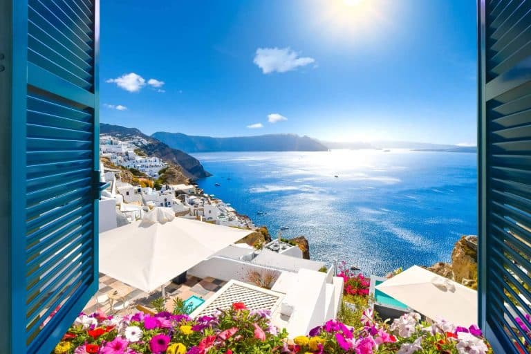 ISholidays.com ofrece increíbles vacaciones en Santorini, Grecia