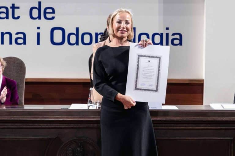 La Dra. Patricia Gutiérrez Ontalvilla es premiada por la Universidad de Valencia en los Premios Extraordinarios de Doctorado 2020-2021 y 2021-2022