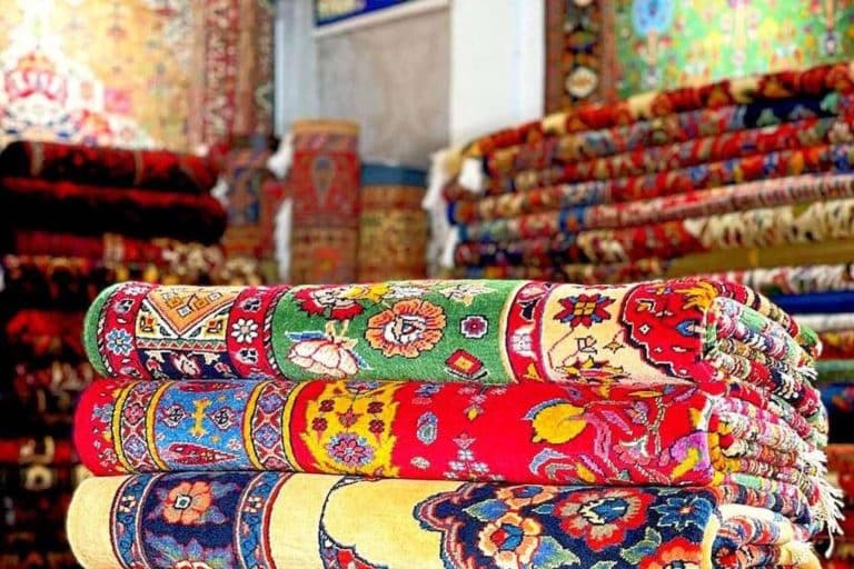 Limpieza manual de alfombras en Madrid con Alfombras Atiz