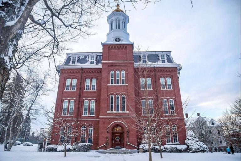 Round The Word Spain explica las ventajas de los cursos escolares en el extranjero