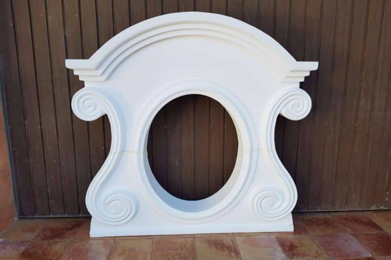 Sumiseran y su catálogo de recercados de ventanas y molduras para fachadas