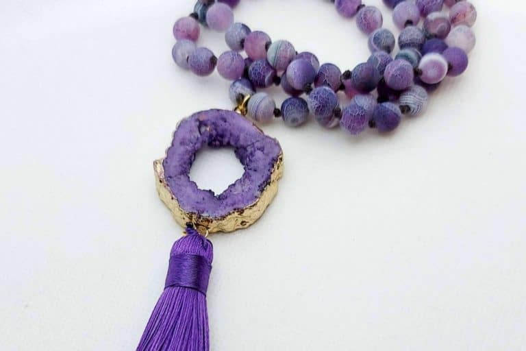 ¿Qué son los japa mala y cómo usarlos?, de la mano de Moon&Amour