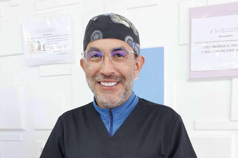 En la Clínica Obesidad y Envejecimiento de Bogotá, el Dr. Gabriel Cubillos es el director científico