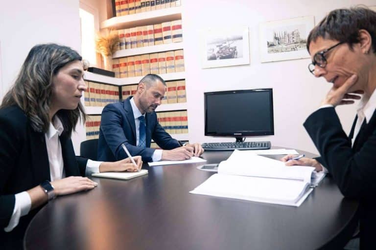 Bravo Advocats sobre cómo obtener una indemnización por despido improcedente superior a la legal