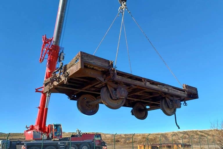 ENDESA posee dos históricos vagones preservados por la Fundación del Patrimonio Ferroviario
