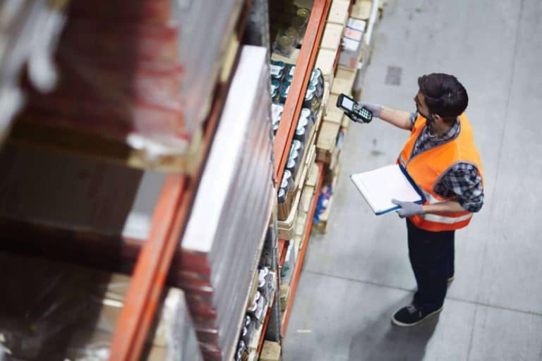 Las empresas pueden ahorrar dinero en el coste de envíos y transporte con Fulfio