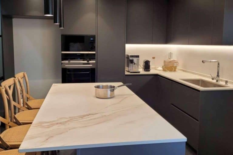 Davinia sobre las cocinas invisibles como nueva tendencia en el mundo del interiorismo