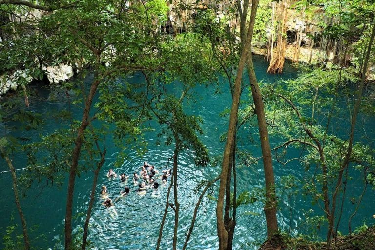 Experiencia inmersiva en los cenotes, la propuesta de Tierras Mayas