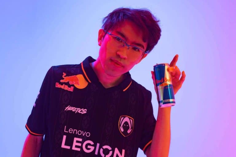 Team Heretics y Red Bull unidos