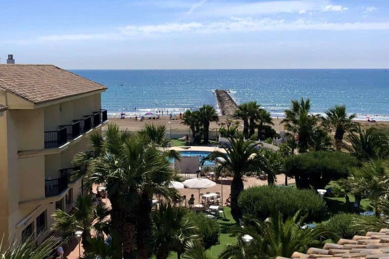 Valhotel, vivir en la playa sabe mejor