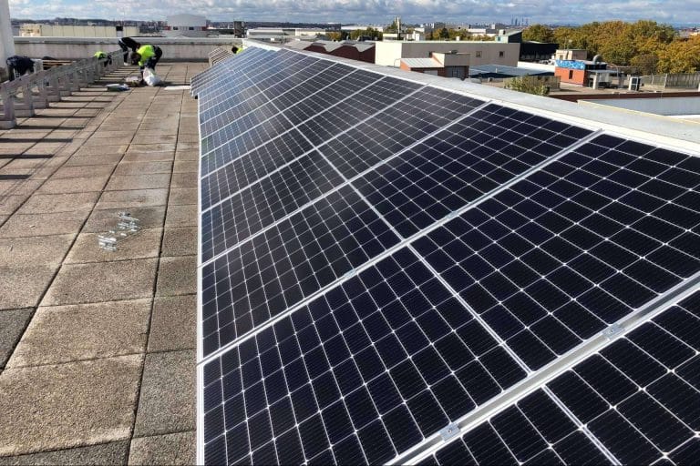 Instalación de paneles solares en viviendas unifamiliares, empresas y comunidades de la mano de CleanSun