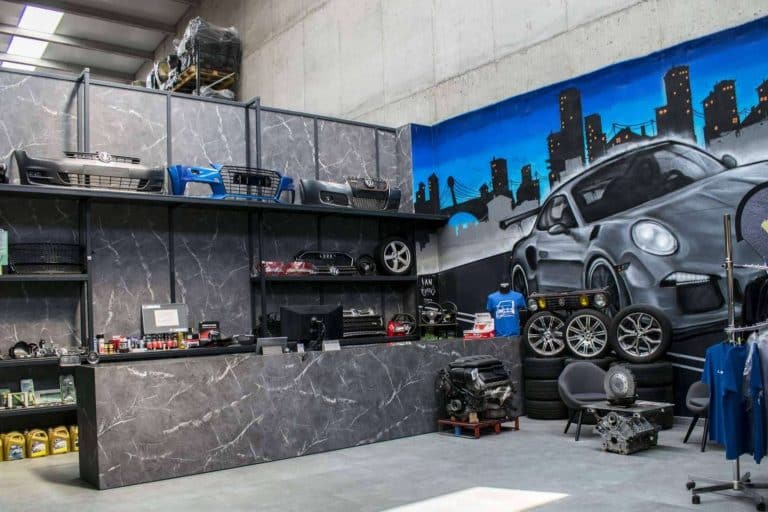 AutoRR pone a disposición un amplio catálogo de productos y piezas de carrocería