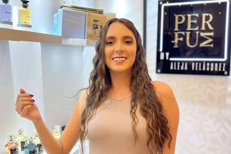 ¿Cuál es la historia que hay detrás de la marca de perfumes PERFUM by Aleja Velásquez?