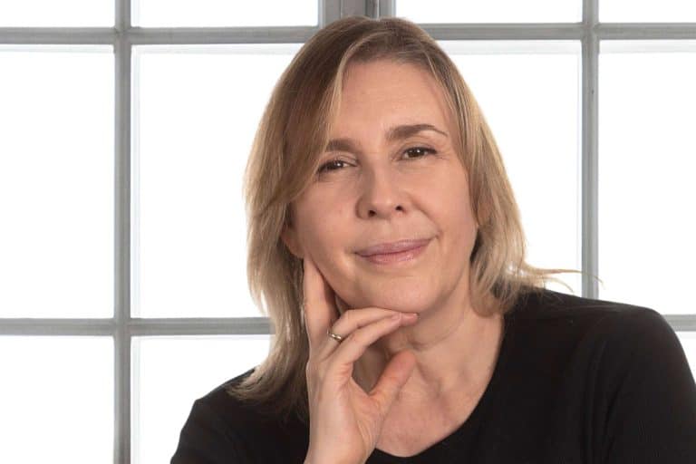 Trabajar la escritura creativa y el desarrollo personal en 'Te doy mi palabra', un programa exclusivo para mujeres