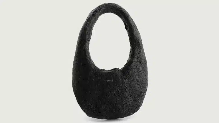 Crean un bolso a partir de un meteorito