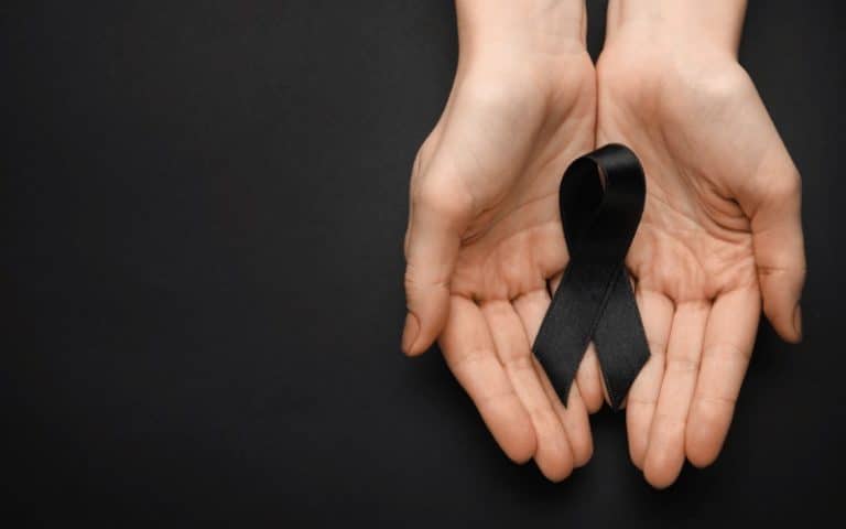 Respuesta al dilema de llevar a los niños a los tanatorios