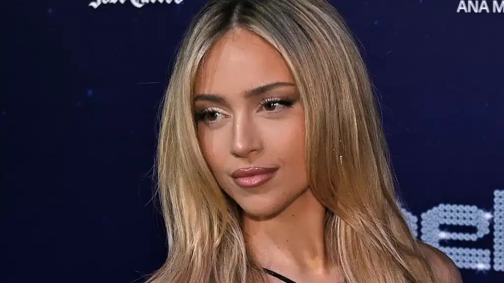 El acentuado del mentón