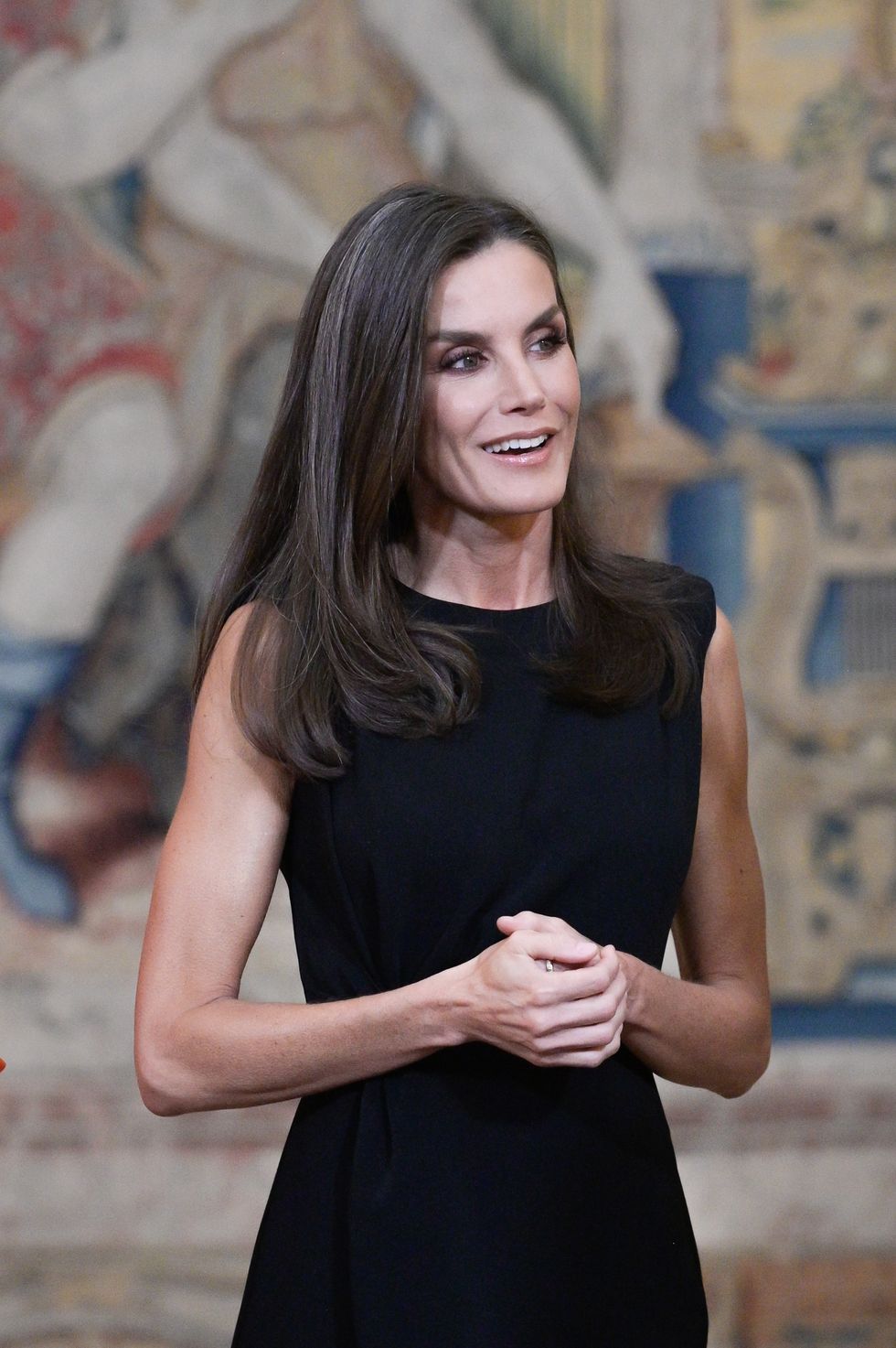 El bolso “tendencia” de la reina Letizia que puedes encontrar en Zara