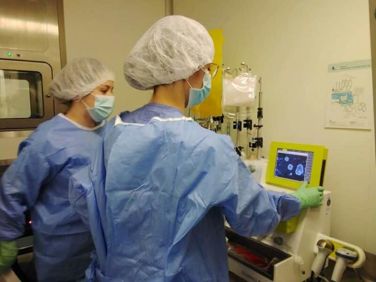 El Virgen del Rocío de Sevilla y el Sant Pau de Barcelona administran un nuevo medicamento CAR-T para linfoma B