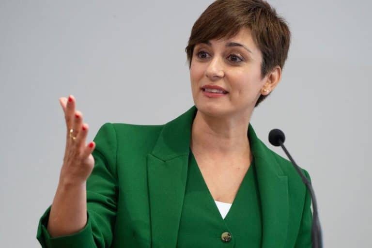 La portavoz del Gobierno afirma que España es un 