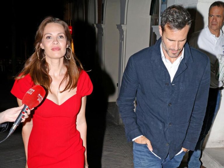Jessica Bueno, una espectacular mujer de rojo en su romántico reencuentro en Madrid con Pablo Marqués