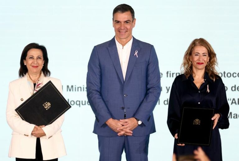 Militares piden por carta a Sánchez mejor sueldo y acceso a vivienda tras el acuerdo para construir en suelo de Defensa