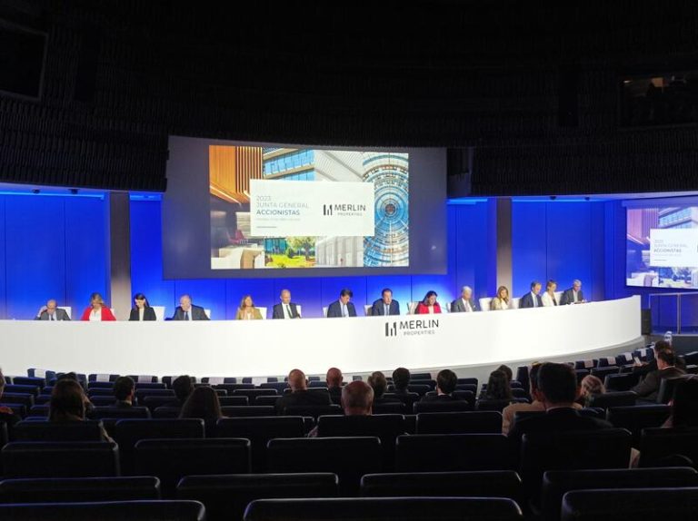 Merlin gana 66 millones hasta marzo, un 28% menos por efectos contables, pero aumenta un 7% sus ingresos