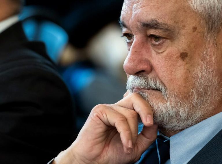 Citado este jueves Griñán para un informe forense sobre si puede seguir su tratamiento en prisión por el 'caso ERE'