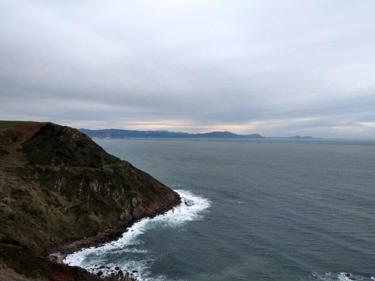 Las lluvias, tormentas y olas tendrán este viernes en riesgo a 8 provincias españolas