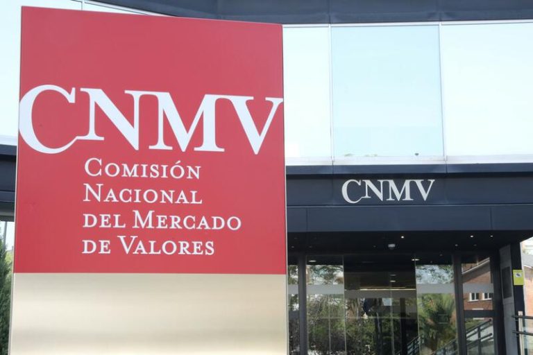 La CNMV recibió 282 avisos sobre operaciones sospechosas de abuso de mercado en 2022, un 2,8% menos