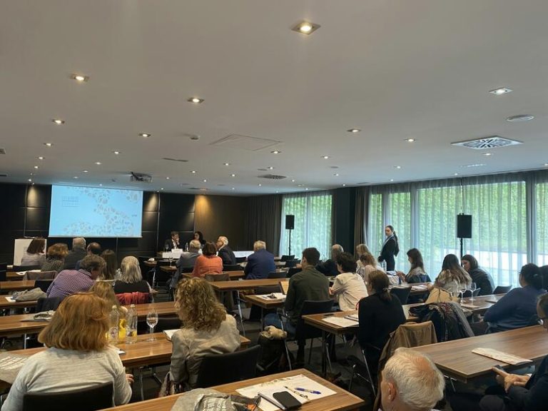 Las fracturas de cadera, vértebra y antebrazo son las más frecuentes en pacientes con osteoporosis, según la SEMI