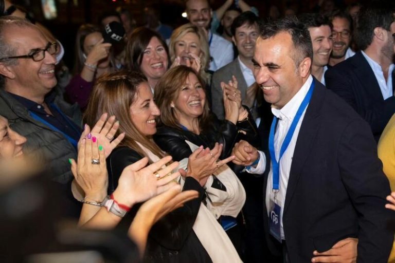 El PP se prepara para volver al gobierno de la Diputación de Granada tras dos mandatos en la oposición