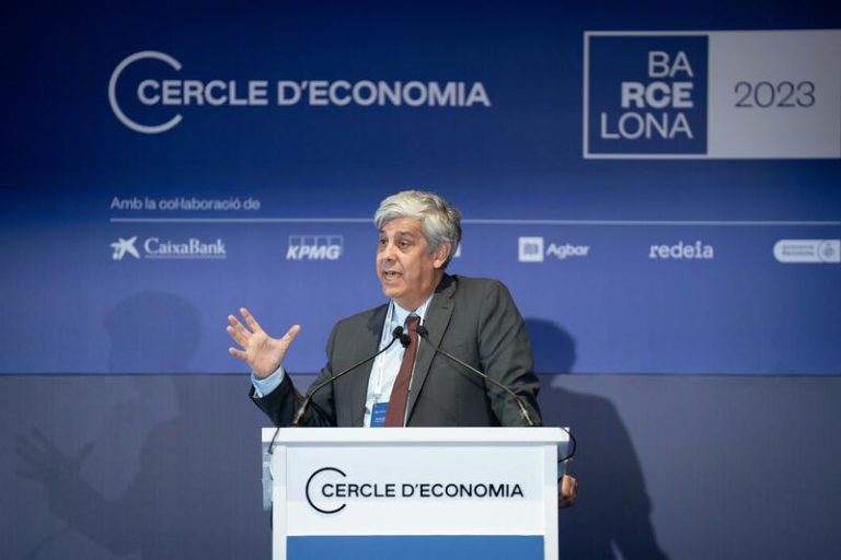 Centeno (Banco de Portugal) dice que la subida de beneficios de las empresas frena la caída de la inflación