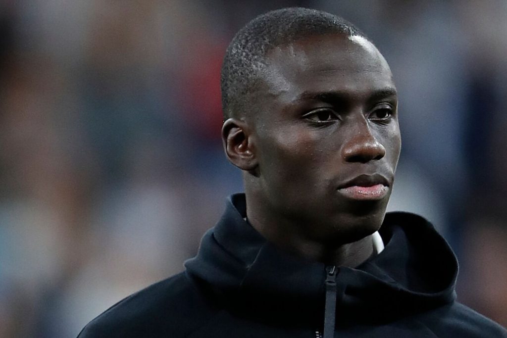 Mendy en entredicho: este es el lateral que quiere Ancelotti para el Madrid 159 50 millones de euros como inversión