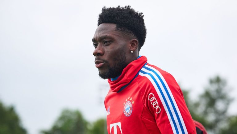 Lesión trágica de Alphonso Davies tras renovar con el Bayern Múnich