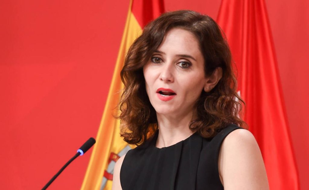 El amor de Isabel Díaz Ayuso por los perros