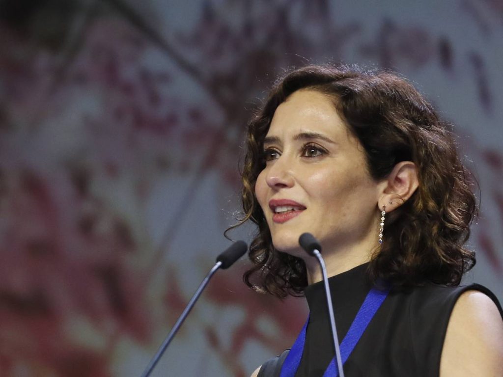 Isabel Díaz Ayuso tiene una relación actual con Alberto González