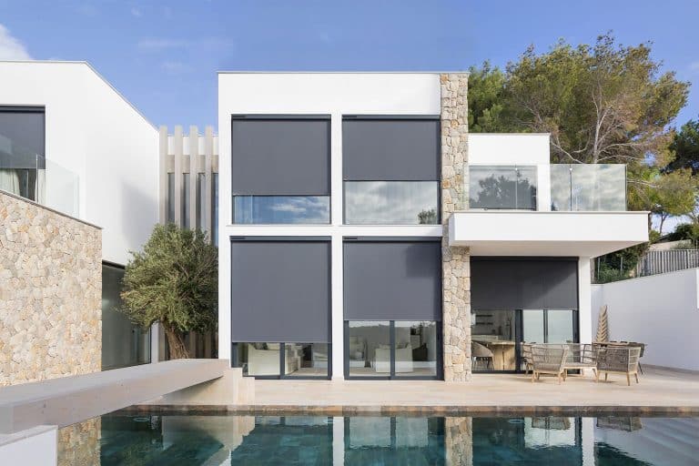 Bandalux presenta B-Box Solar, la cortina que permite ahorrar energía