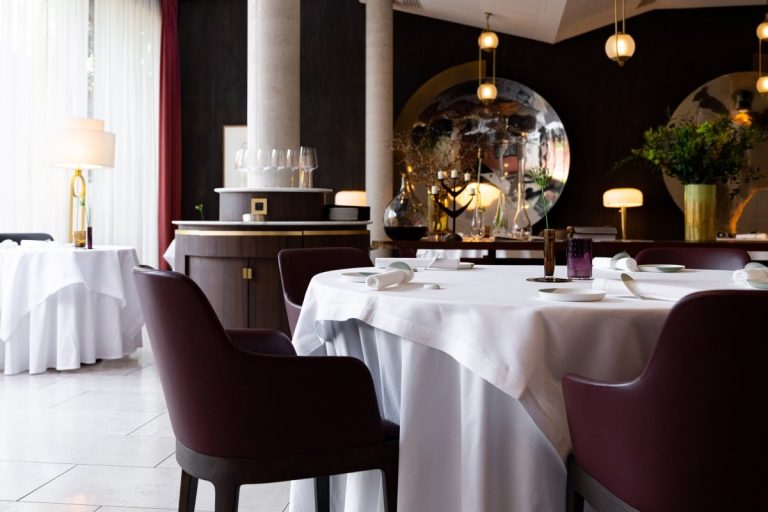 Barcelona pierde una estrella Michelin: cierra el restaurante que la logró en 2022