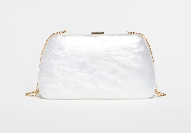 El Corte Inglés: 10 bolsos con descuento perfectos para llevar a diario 7 Caja resina nacarada