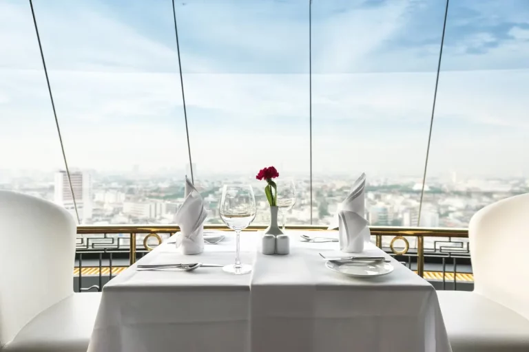 Orlando Bloom cena nada más aterrizar en un restaurante Michelin de San Sebastián: un menú de 395 euros