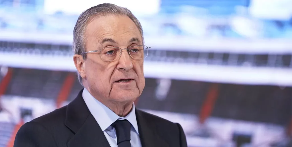 El Chiringuito desvela qué delantero podría fichar Florentino para el Real Madrid 149 El Real Madrid tiene que tomar decisiones