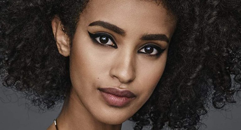 El lápiz de ojos waterproof de Maybelline  por 5,75 euros en Amazon que querrás comprar a pares 