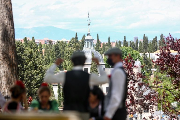Los madrileños disfrutan del San Isidro más politizado de los últimos años